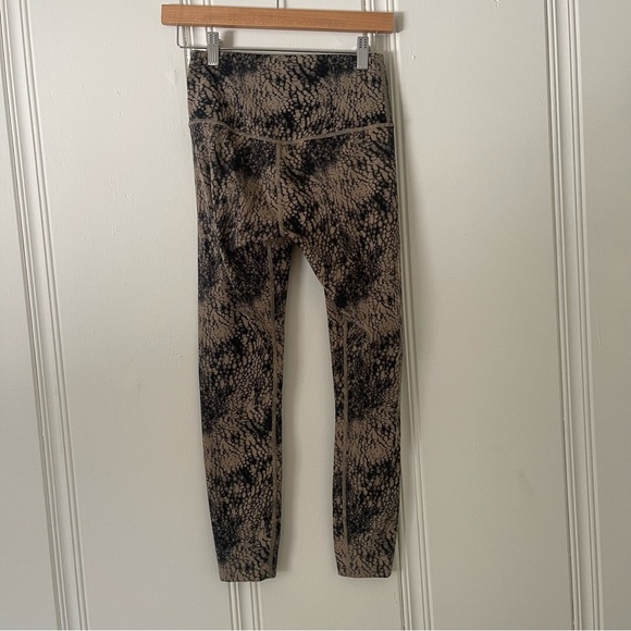 Varley full length snake print leggings size small - Picture 3 of 6